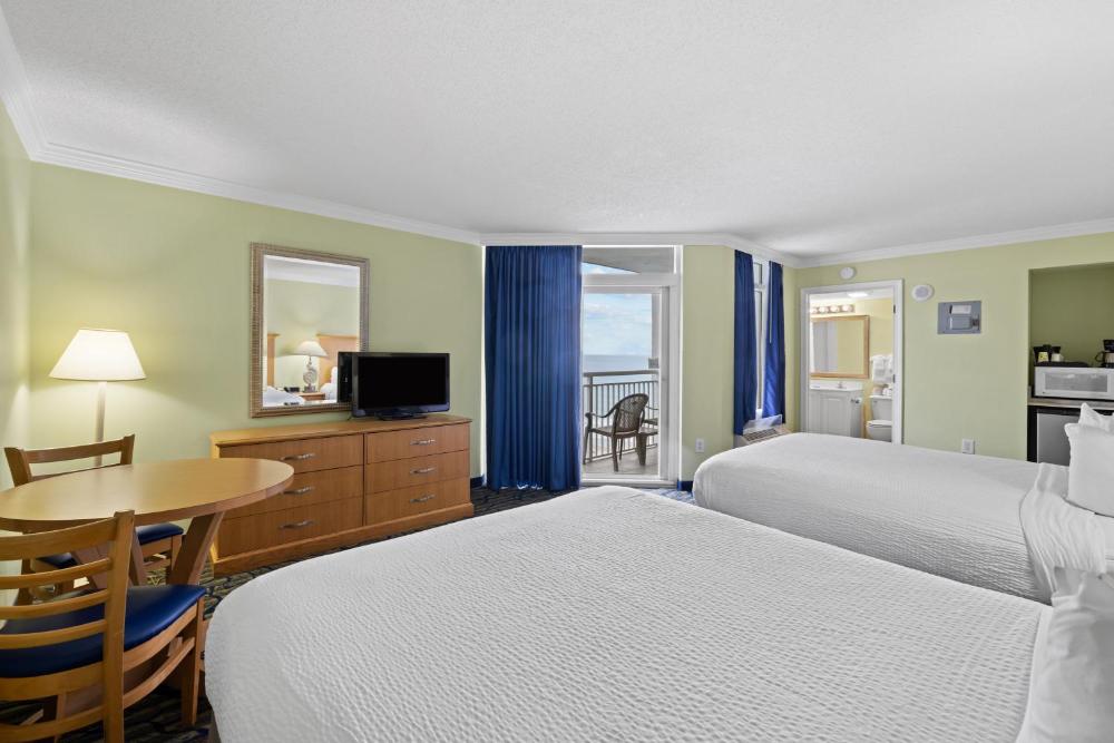 Partial Ocean View Queen Room interior