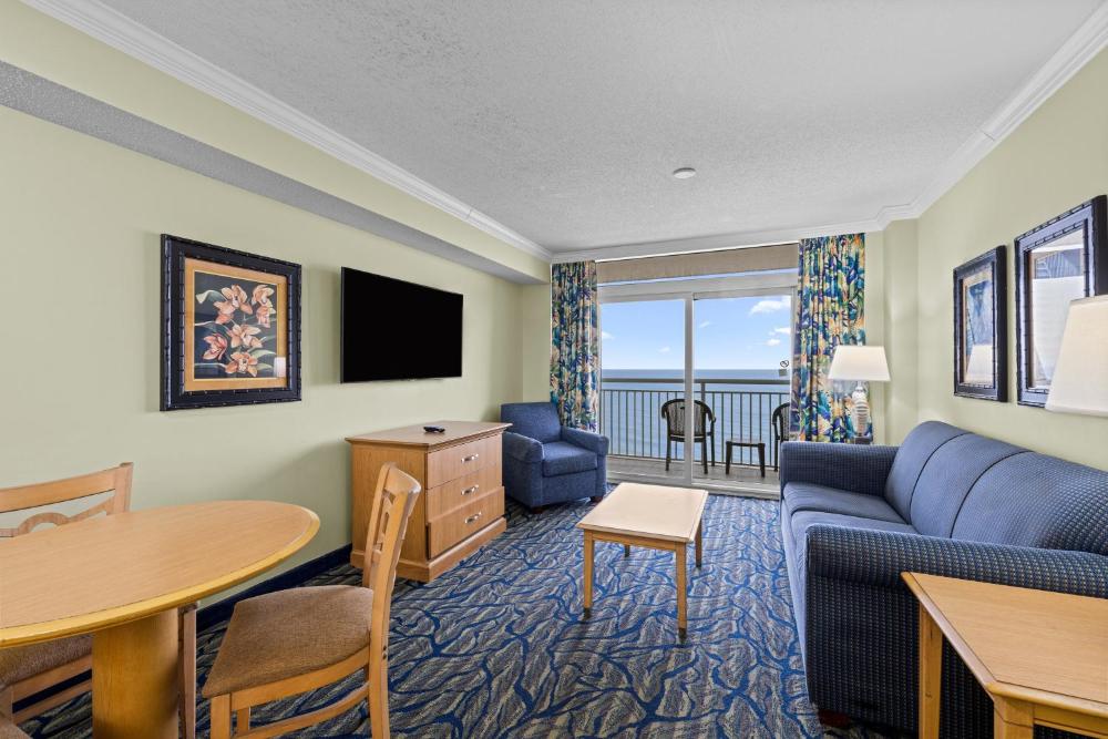 Oceanfront One Bedroom King Suite interior